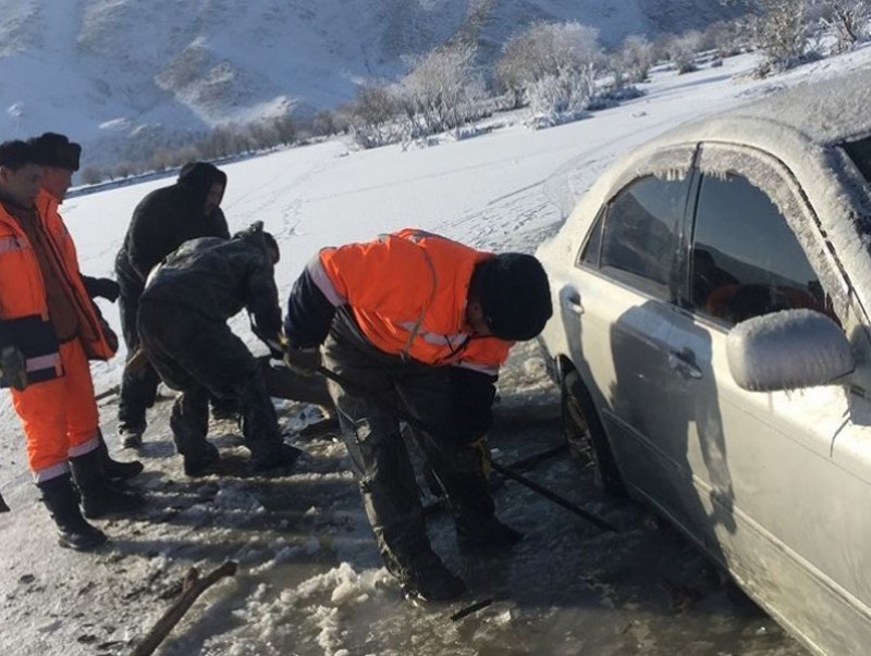 Баталгаат гарц, гармаар зорчихыг зөвлөж байна