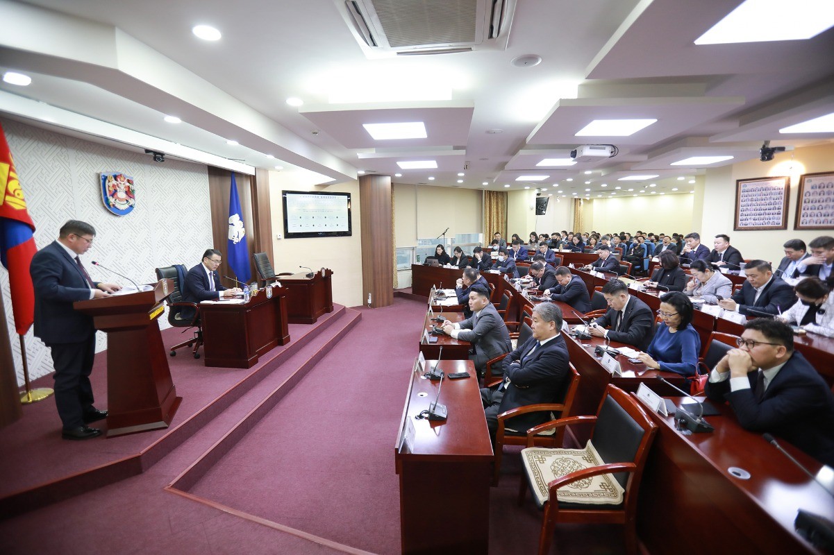 НИТХ: Нийслэлийн нутгийн захиргааны байгууллагууд төсвийн мөнгөөр шинэ жил тэмдэглэхгүй