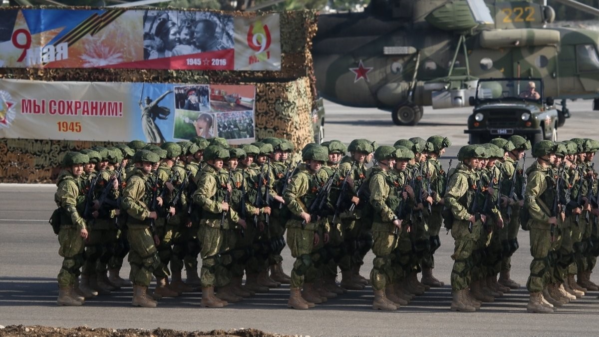 Орос цэргийн албан хаагчдаа дайчилгаанд бэлдэж эхэллээ