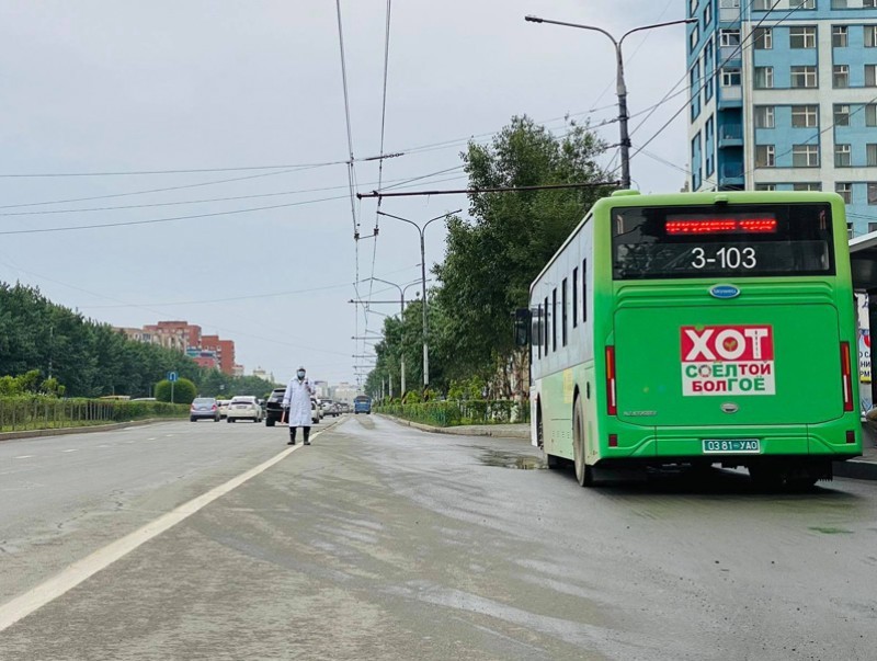 Нийтийн тээврийг нэгдүгээр эгнээгээр зорчуулах чиглэлийг 3-аар нэмнэ