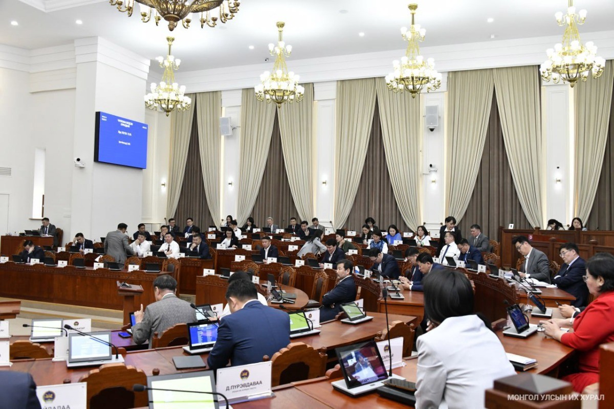Хот байгуулалтын тухай хуульд нэмэлт оруулах тухай хуулийн төслийг хэлэлцэхийг дэмживээллийн газраас мэдээлэв.