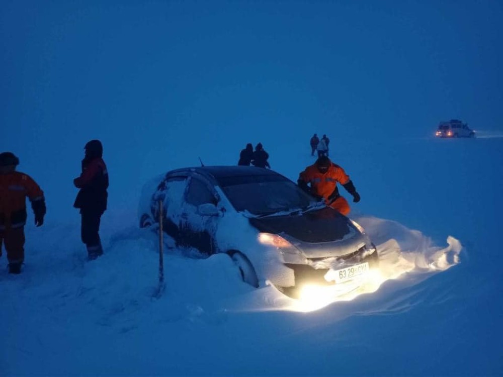 Өнгөрсөн шөнө Завхан аймгийн Тэлмэн суманд -38.1 градус хүрчээ